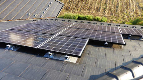 ハーフタイプで発電量アップ